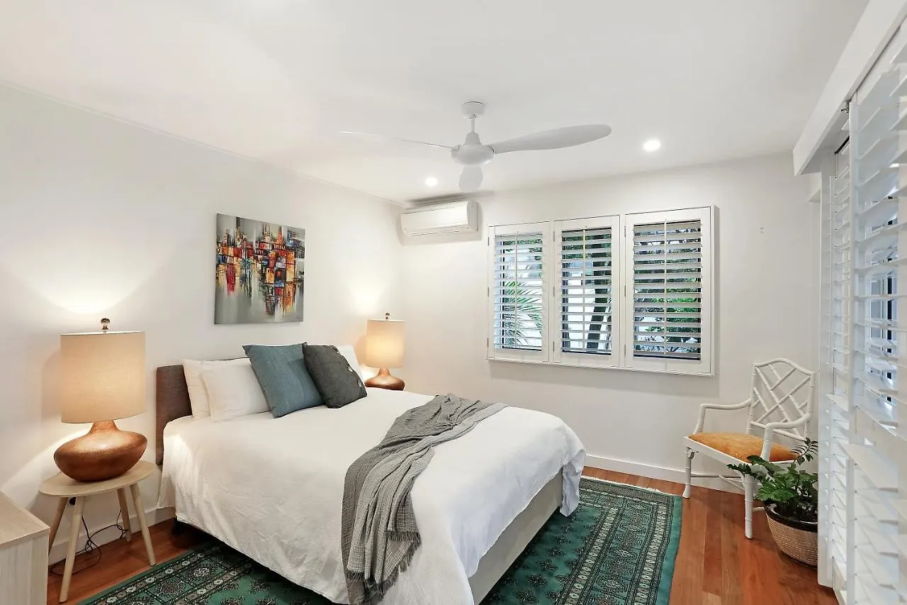 Summer Breeze Villa Sunshine Beach Holiday home